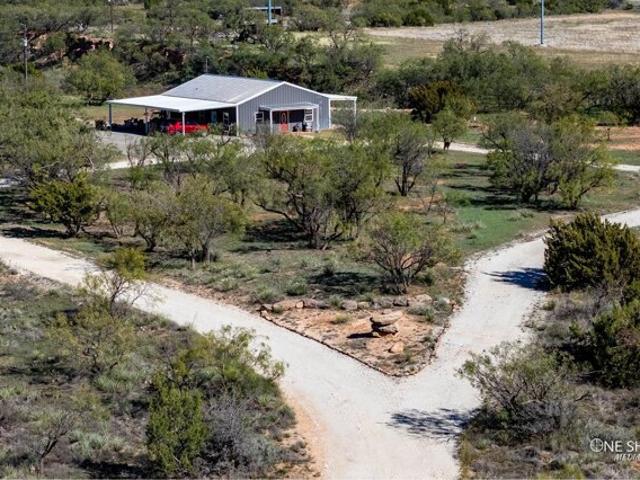 House for sale in Taylor, Texas
