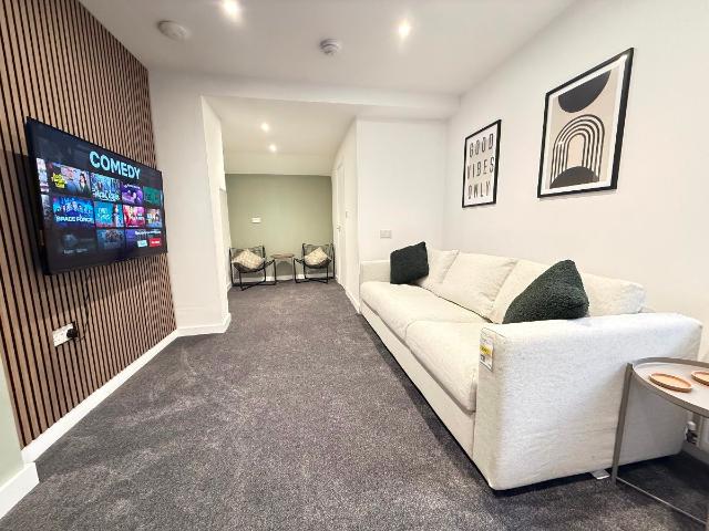 Apartment for rent in Calderstones