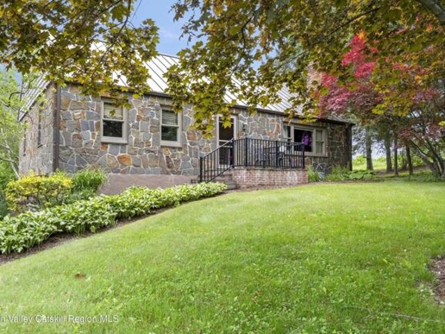 House for sale in Elizaville, New York