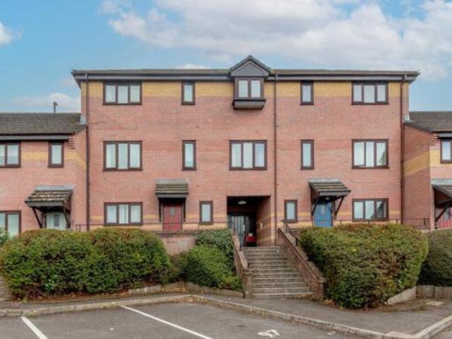 House for sale in Feckenham, City Of Bristol
