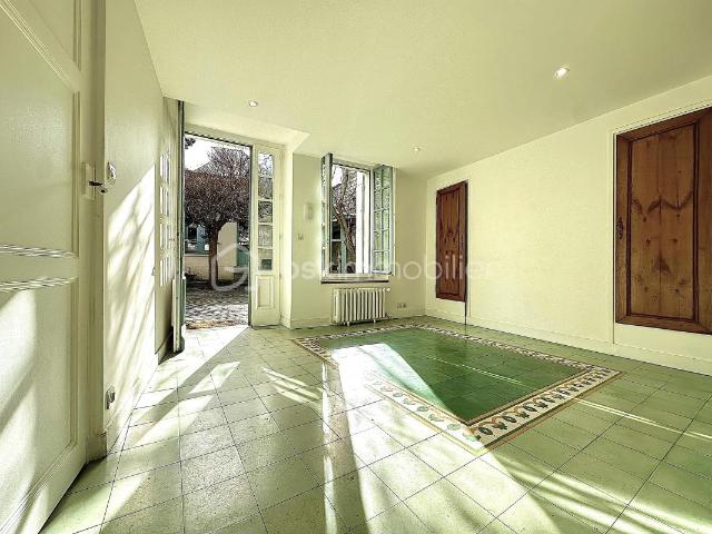 Maison vente à Saint-Germain-en-Laye, Le Mesnil-le-roi