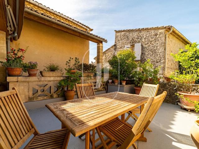 Maison vente à Nîmes, Arpaillargues-et-aureillac