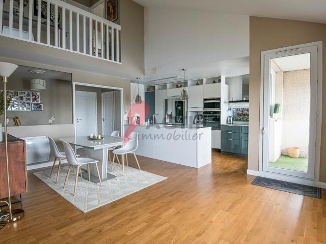 Duplex vente à Évry, Petit-bourg