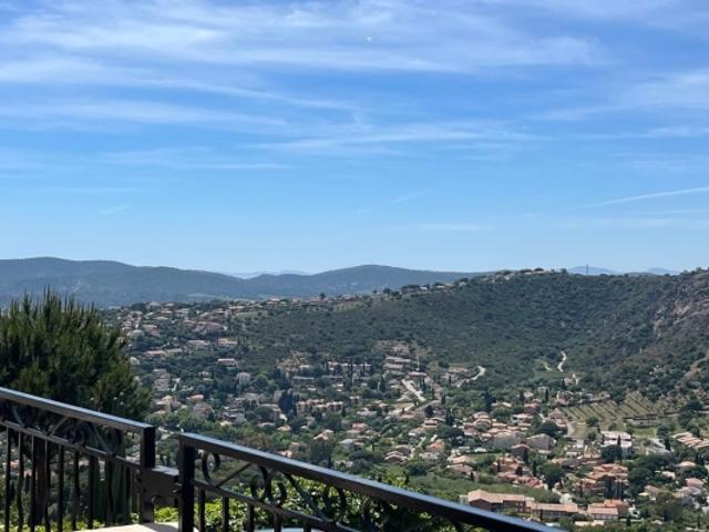 Maison vente à Arrondissement de Toulon, Le Lavandou