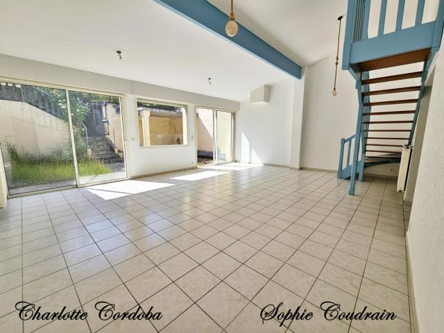 Maison vente à Miramont-de-Guyenne, Lot-et-Garonne