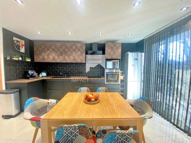 Appartement vente à Arrondissement de Toulon, Hyères