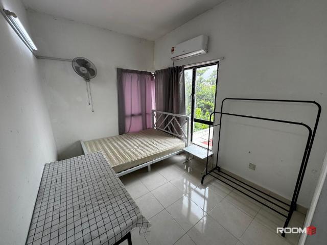 House for rent in Petaling, Alam Impian