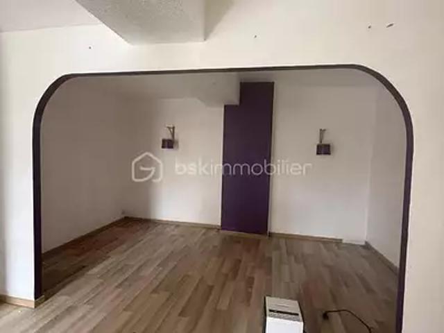 Maison vente à Mayenne, Couptrain