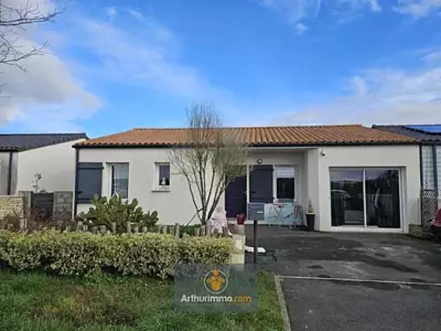 Maison vente à La Rochelle, Courçon