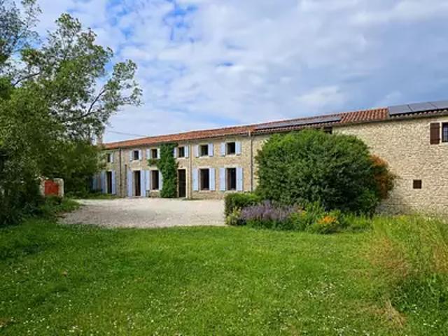 Maison vente à Saint-Jean-d'Angély, Courant