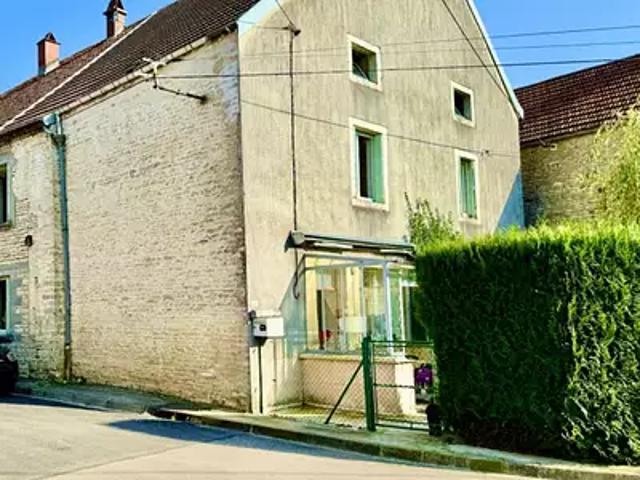 Maison vente à Montbard, Courban