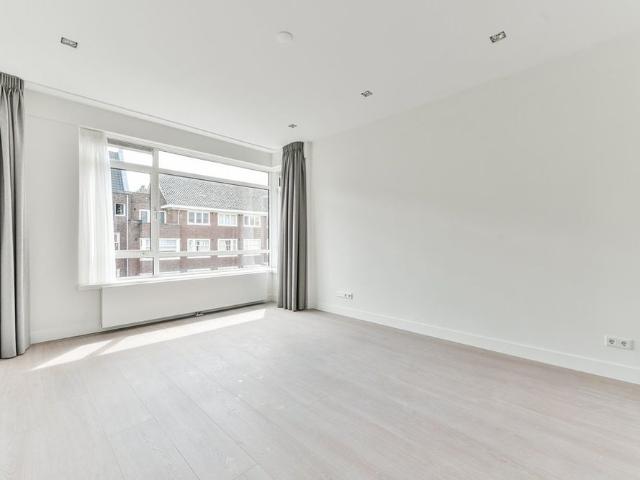 Appartement te huur in Zuid, Amsterdam