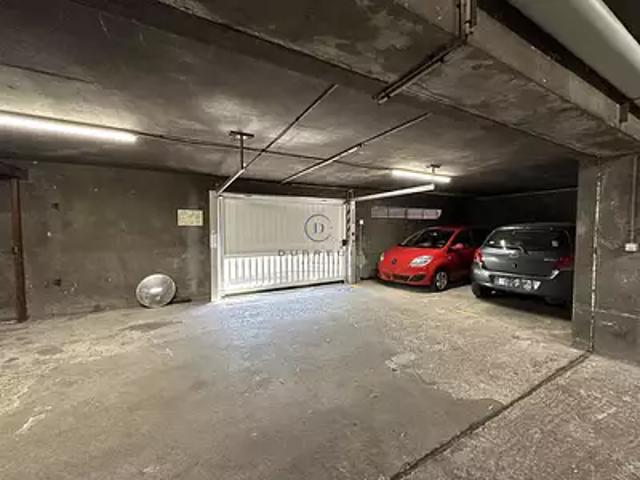 Garage vente à Nanterre, Courbevoie