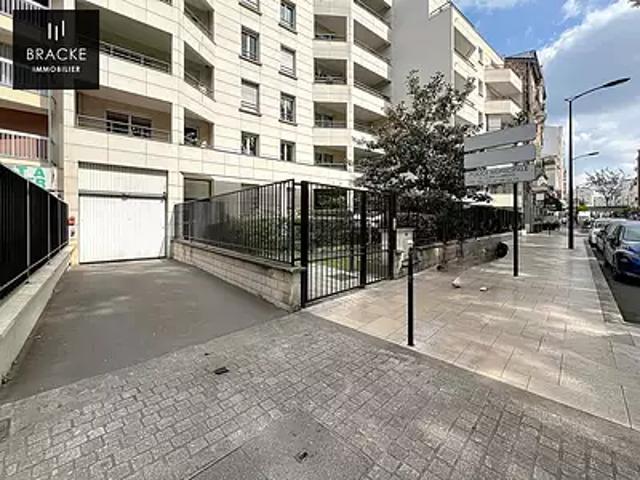Garage vente à Nanterre, Courbevoie