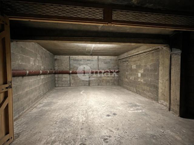 Garage vente à Nanterre, Courbevoie