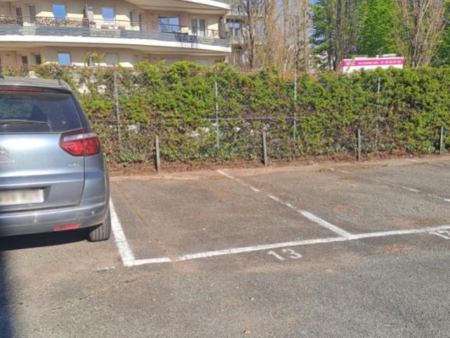 Garage vente à Nanterre, Courbevoie