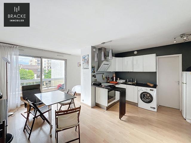 Studio location à France métropolitaine, Courbevoie