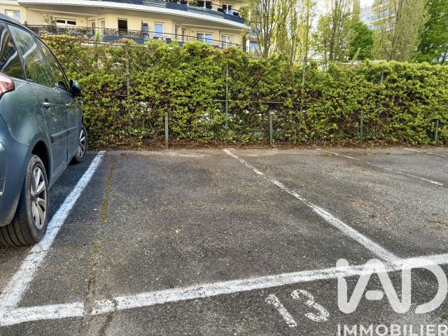 Garage vente à Nanterre, Courbevoie