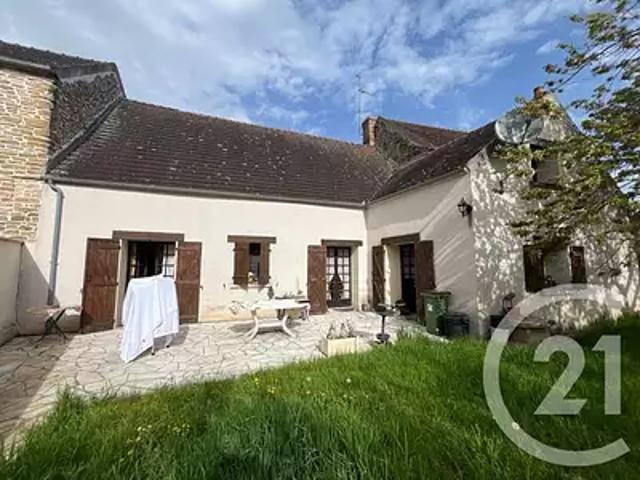 Maison vente à Clamecy, Courcelles