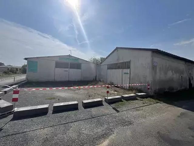 Maison vente à Courcôme