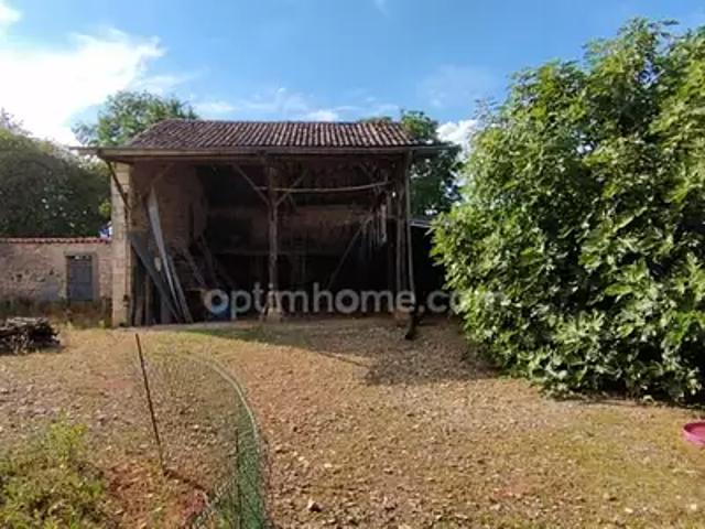Maison vente à Confolens, Courcôme