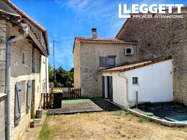 Maison vente à Confolens, Courcôme