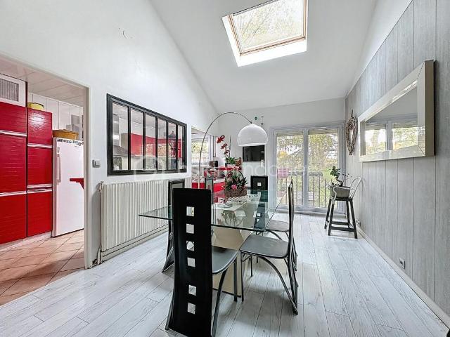 Maison vente à Évry, Petit-bourg