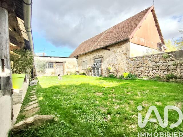 Maison vente à Sens, Courgenay