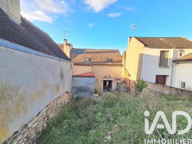 Maison vente à Auxerre, Courgis