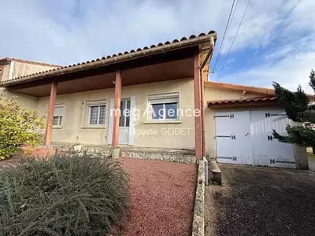 Maison vente à Bressuire, Courlay