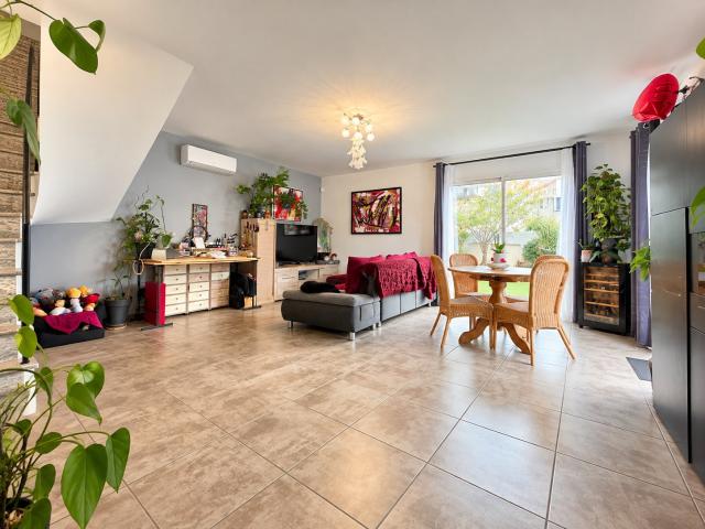 Maison vente à La Combe, Cournonsec