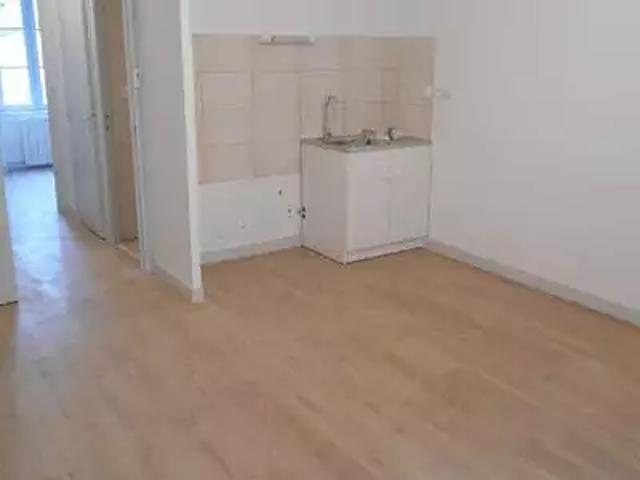 Appartement location à Cours-la-Ville, Cours