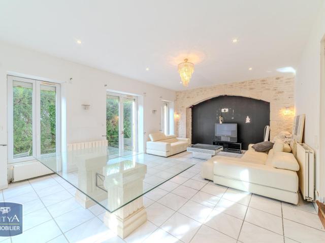 Maison vente à Villefranche-sur-Saône, Rhône