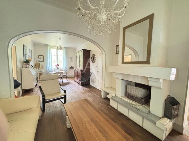 Maison vente à Saint-Amand-Montrond, Cours-les-barres