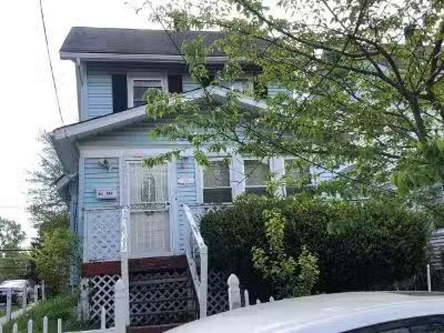 House for sale in New York