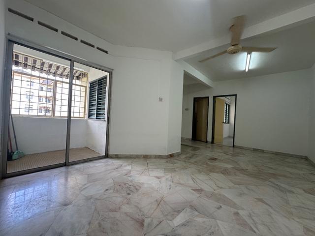 Apartment for sale in Petaling, Subang Jaya