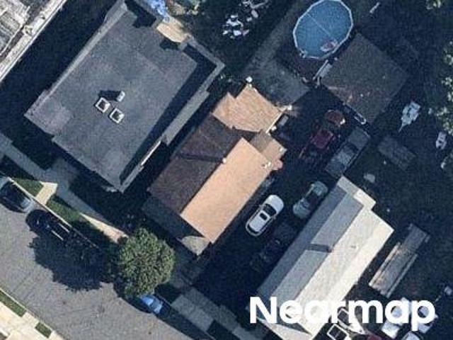 House for sale in Lyndhurst, New Jersey