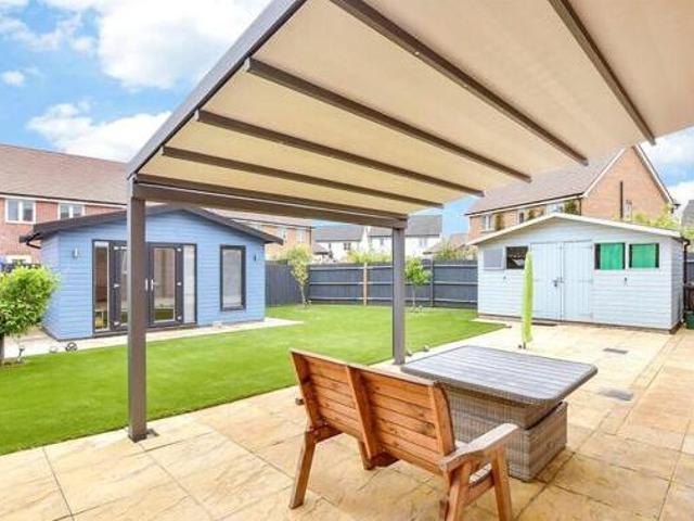 House for sale in Upper Deal, Ash