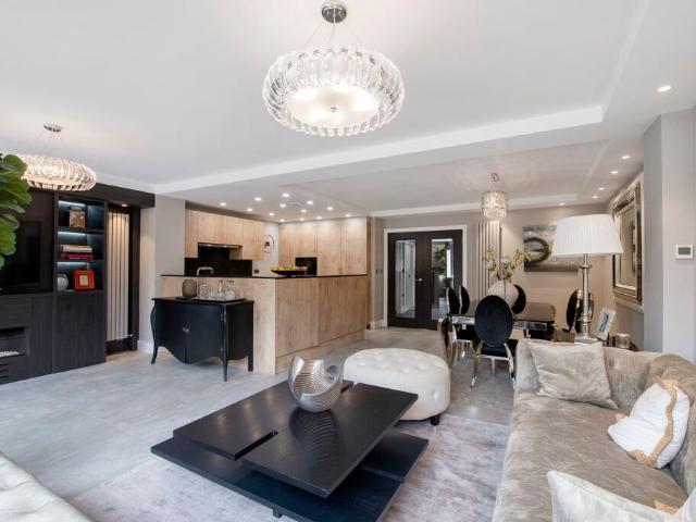 House for rent in Belsize Park, Greater London
