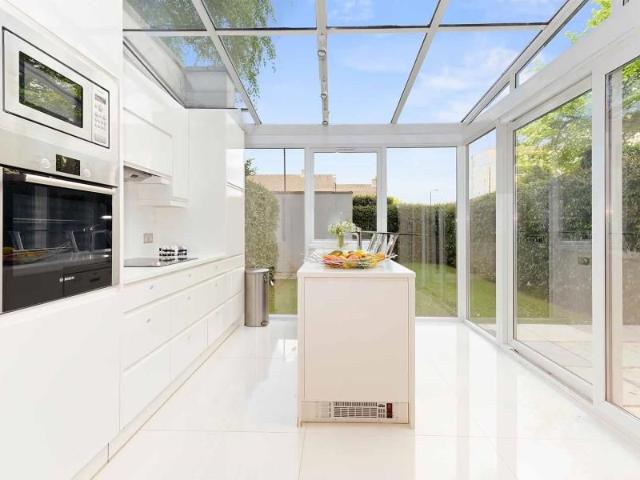 Apartment for rent in Belsize Park, Greater London