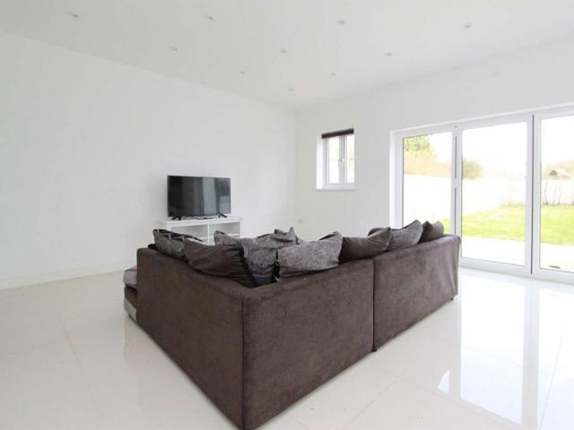 House for rent in Mottingham, Greater London