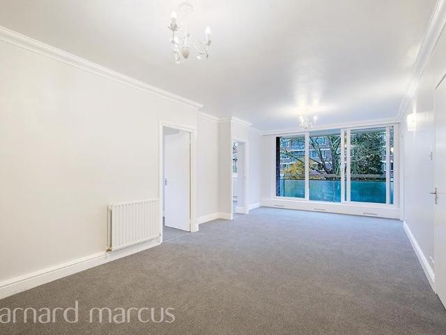 Apartment for rent in Shepherd's Hill, Cat Hill