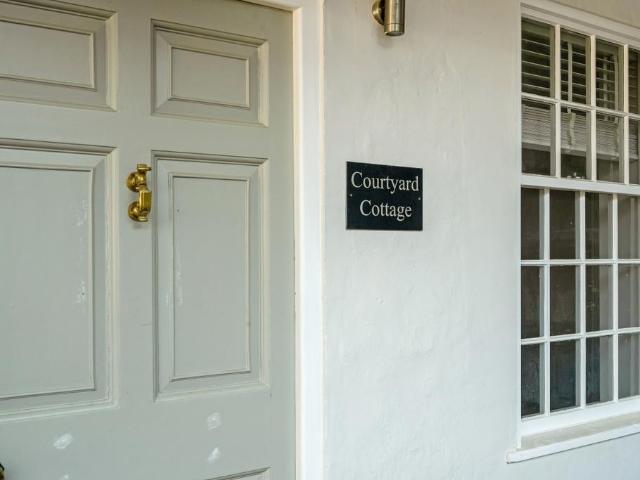 Apartment for rent in Sandown Park, Kent