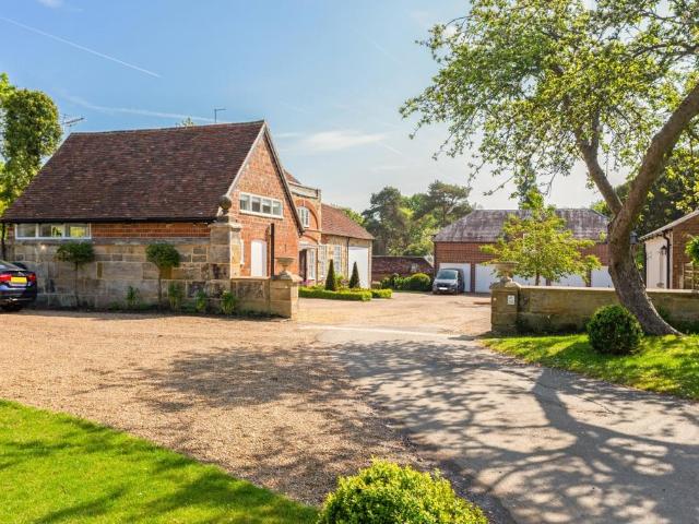 House for rent in Sandown Park, Kent