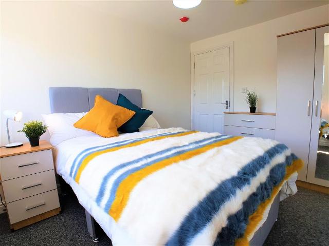 Room for rent in Harborne, West Midlands