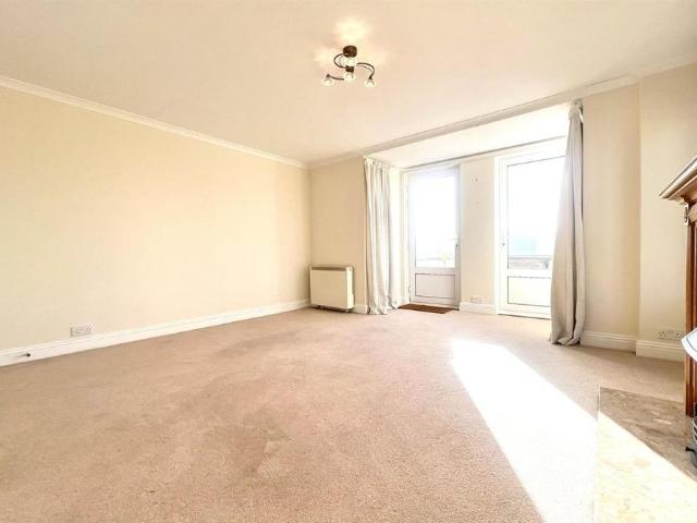 Apartment for rent in Strode, Devon