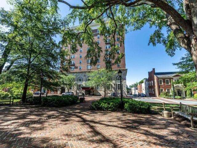 Condo for sale in Virginia