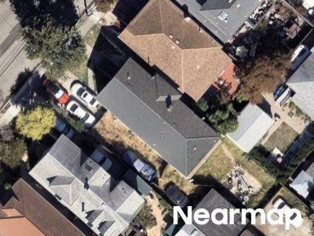 House for sale in Fernside, Alameda