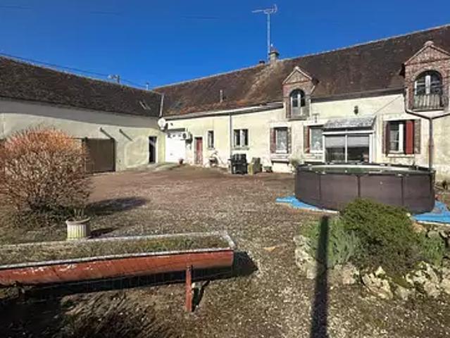 Maison vente à Montargis, Courtenay