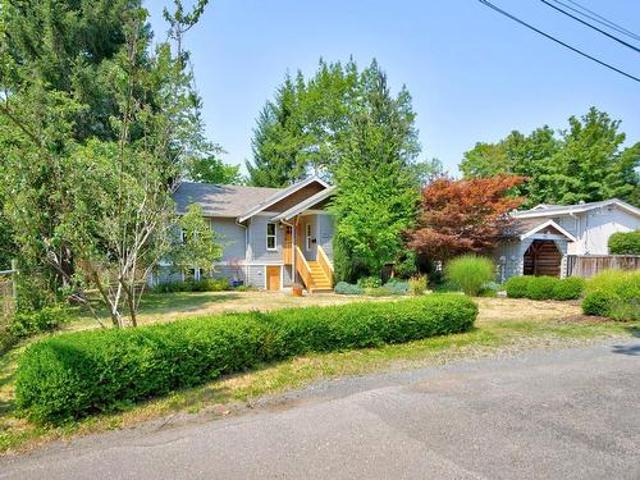 House for sale in Courtenay, British Columbia